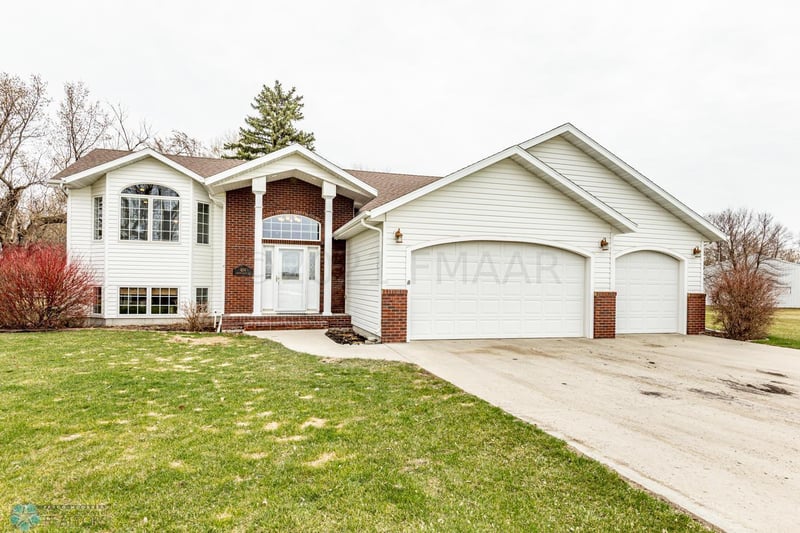 454 Gordon St W, Hendrum, MN 56550