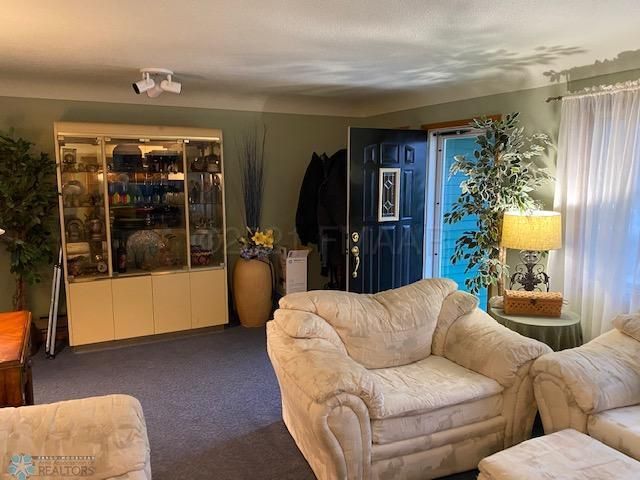929 21st Ave S, Moorhead, MN 56560