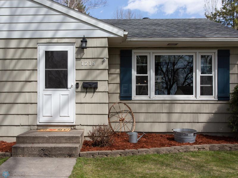 1218 12th St S, Moorhead, MN 56560