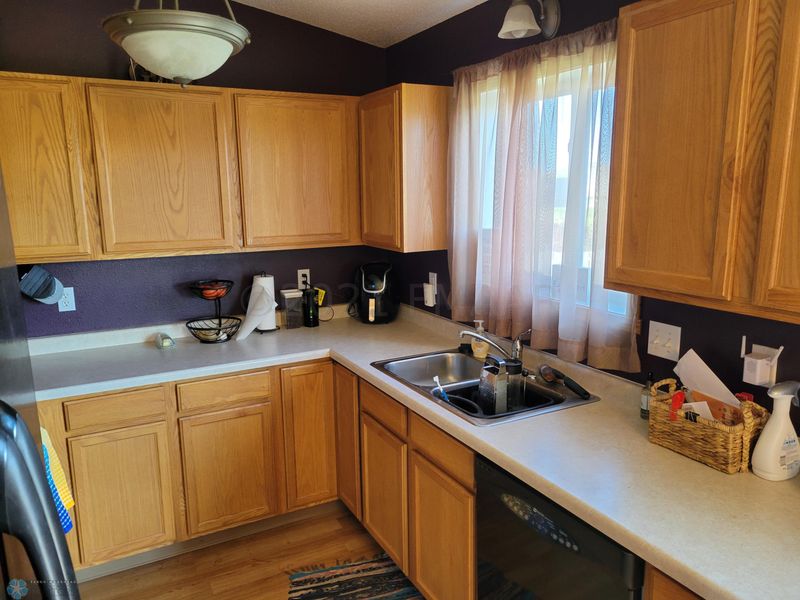 3307 32nd Ave S, Moorhead, MN 56560