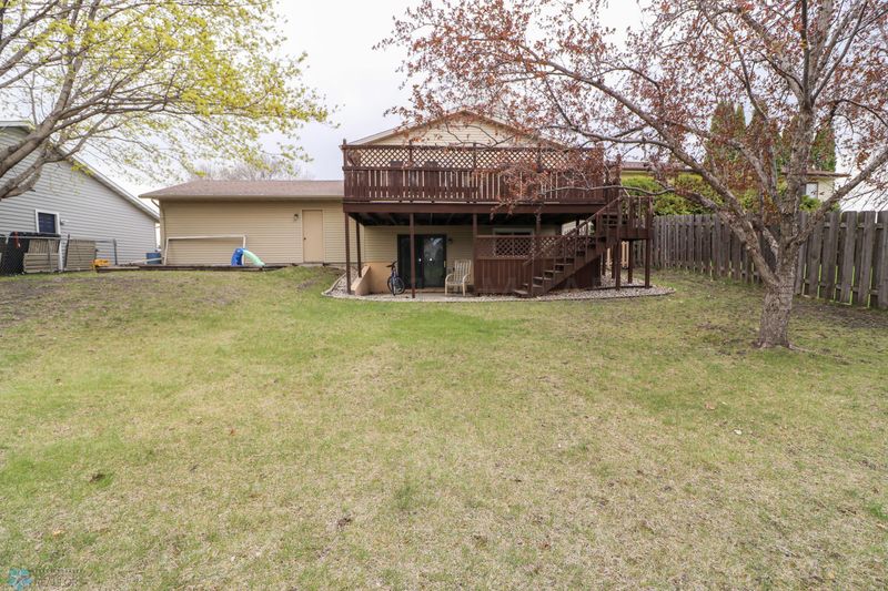 2915 13th Ave S, Moorhead, MN 56560