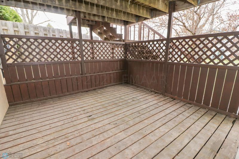 2915 13th Ave S, Moorhead, MN 56560