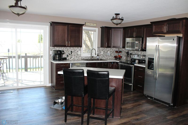 215 2 St NW, Ulen, MN 56585