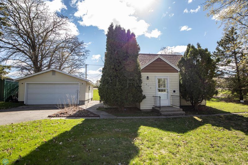 815 West Ave, Detroit Lakes, MN 56501