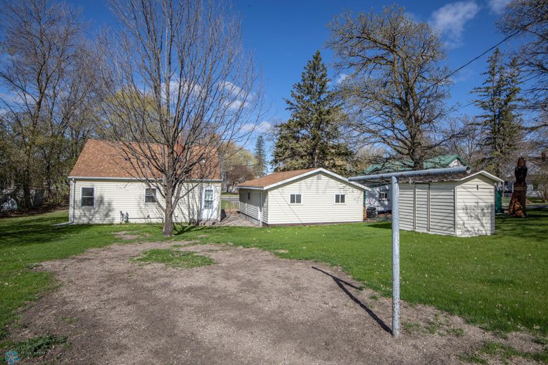 815 West Ave, Detroit Lakes, MN 56501