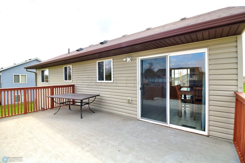 1204 11 Ave SE, Barnesville, MN 56514