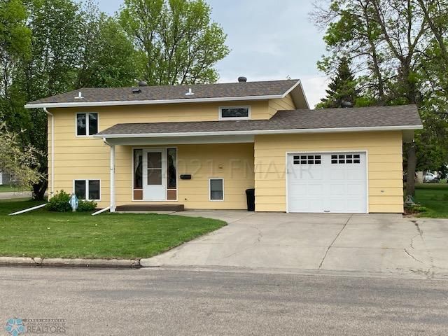 303 W 1st Ave S, Ada, MN 56510
