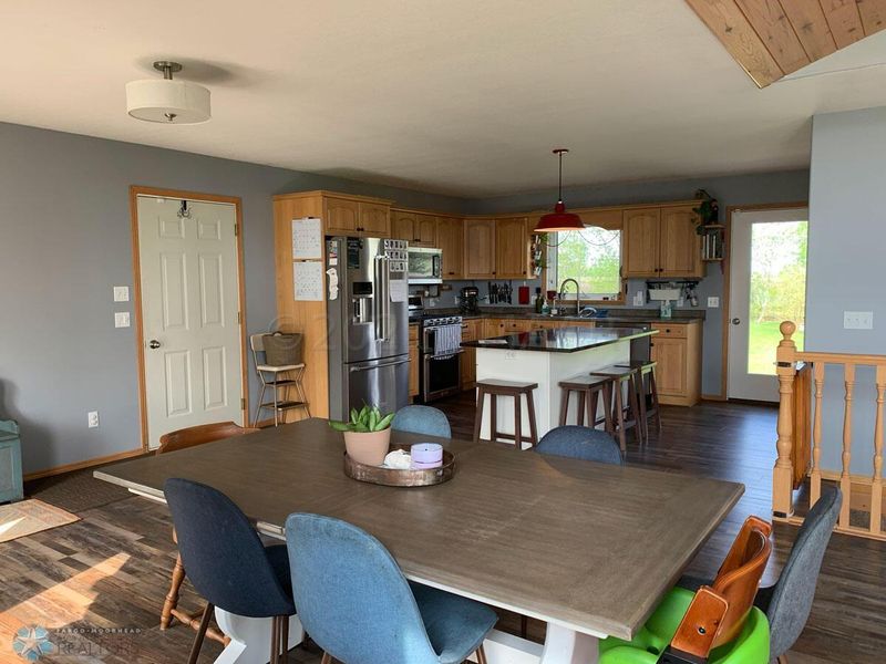 7064 42 St N, Moorhead, MN 56560