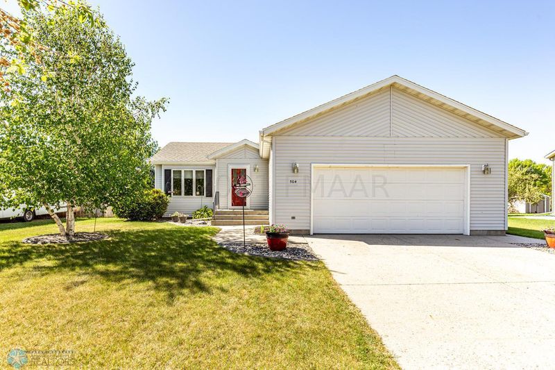 504 4 Ave NW, Dilworth, MN 56529