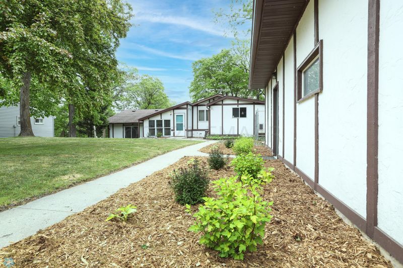 17227 Alpine Ln, Lake Park, MN 56554
