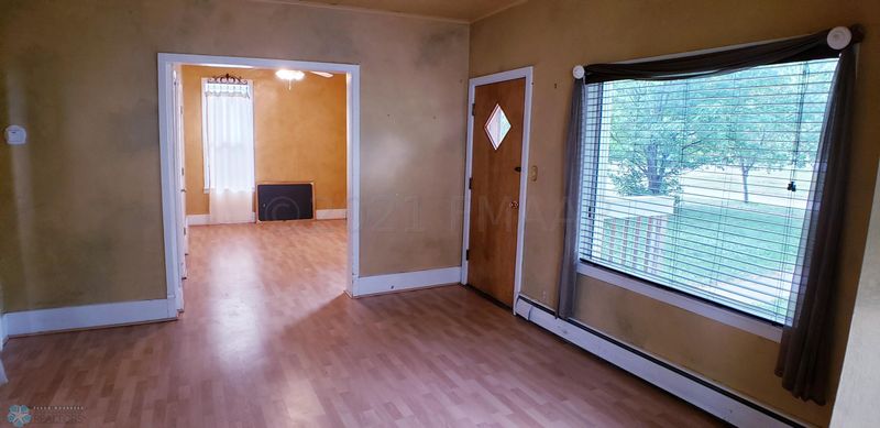 220 6th Ave S, Moorhead, MN 56560