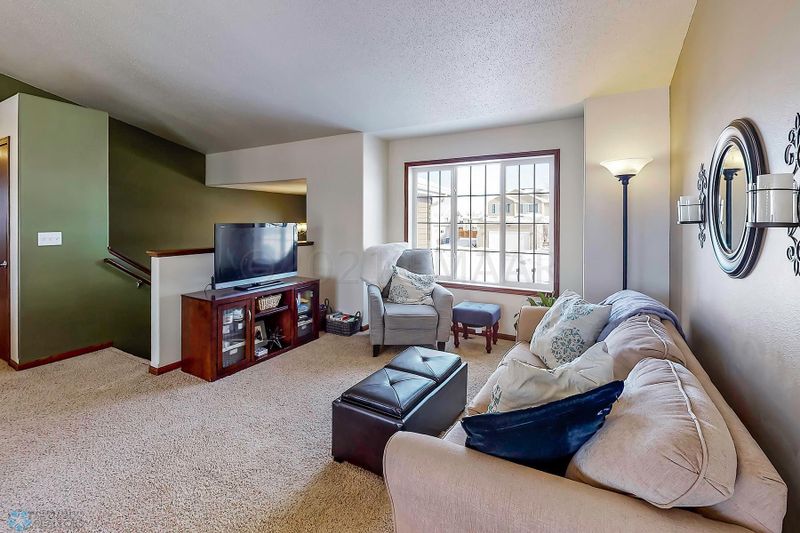 4217 17th St S, Moorhead, MN 56560