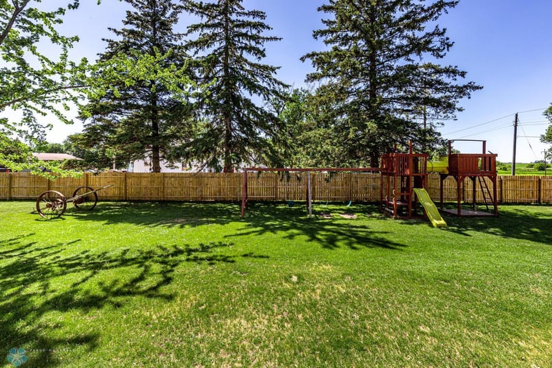 201 2 Ave, Hitterdal, MN 56552