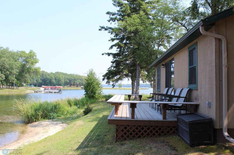 18957 Eden Pointe Dr, Nevis, MN 56467