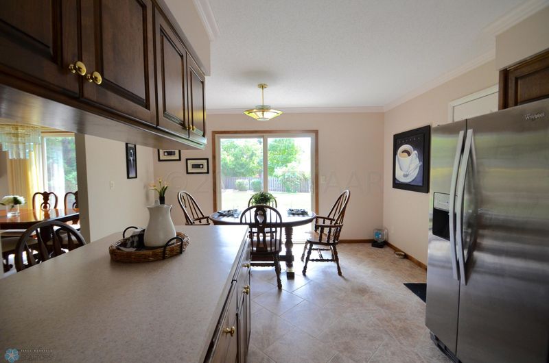 417 Dale Ave, Moorhead, MN 56560