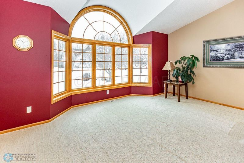 4008 2nd 1/2 St S, Moorhead, MN 56560