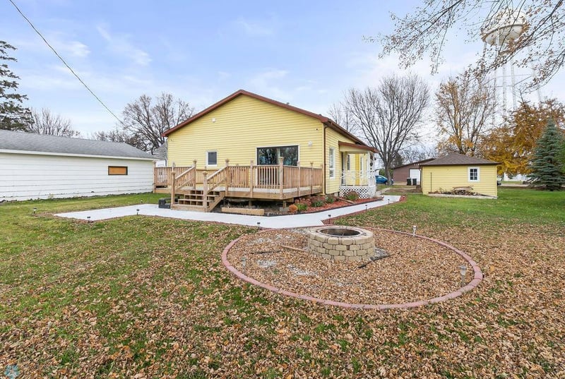 213 1st St, Wolverton, MN 56594