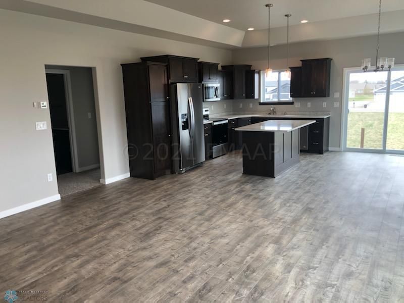 109 17 St SE, Barnesville, MN 56514