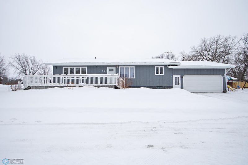 521 2 St, Hawley, MN 56549
