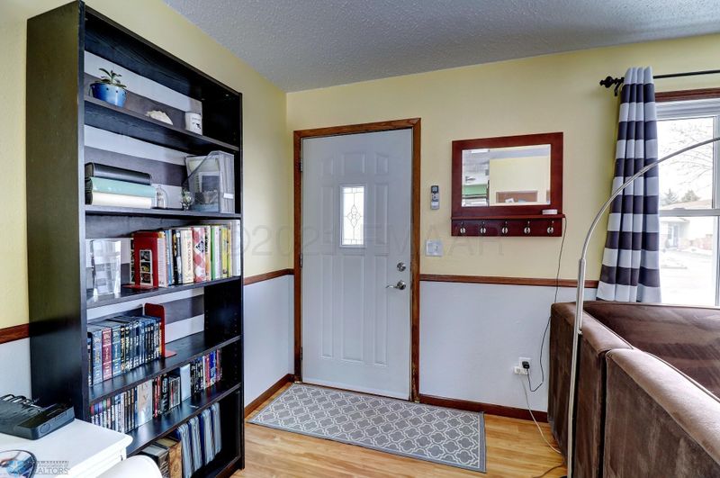 3207 22nd St S, Moorhead, MN 56560