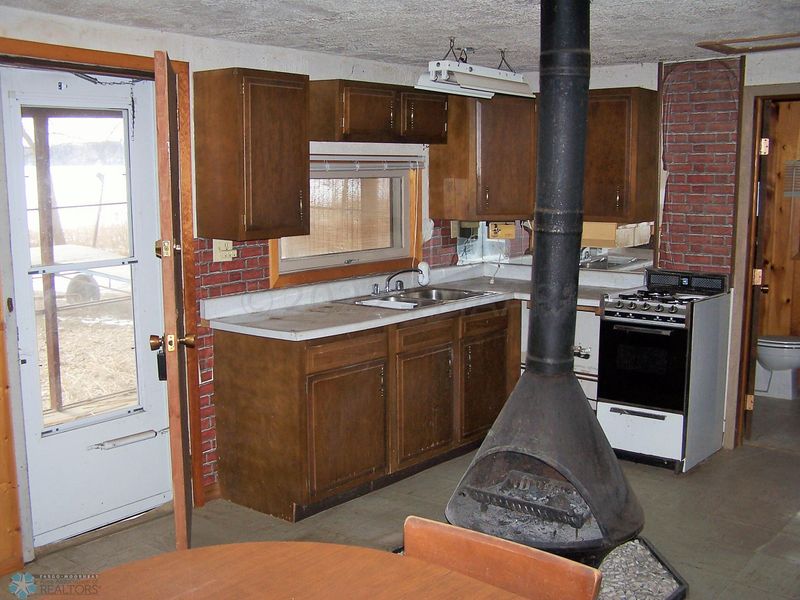 37802 Stone Ln, Waubun, MN 56589