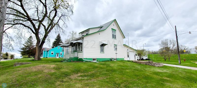 604 Main St W, Detroit Lakes, MN 56501