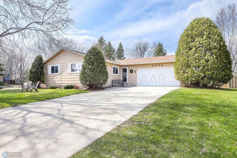 3004 15th Ave S, Moorhead, MN 56560