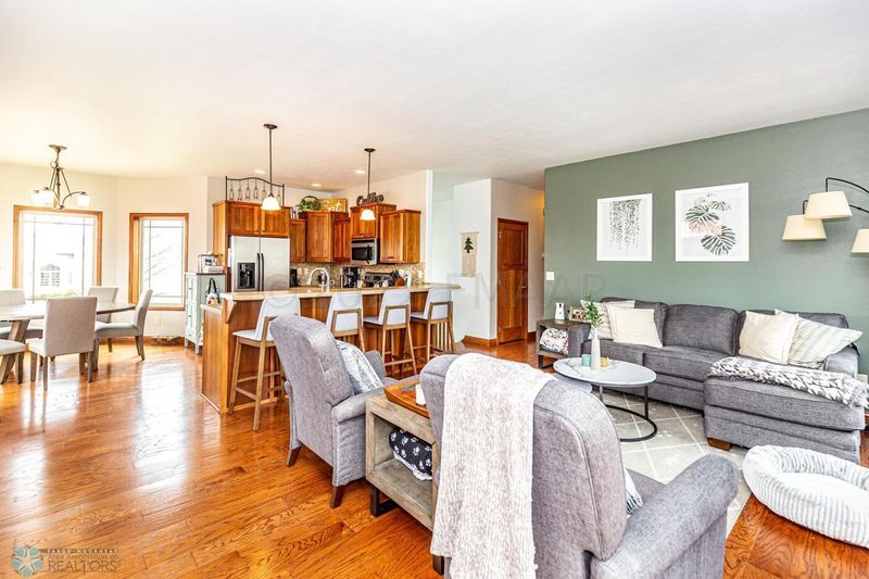 1309 35 Street Cir S, Moorhead, MN 56560