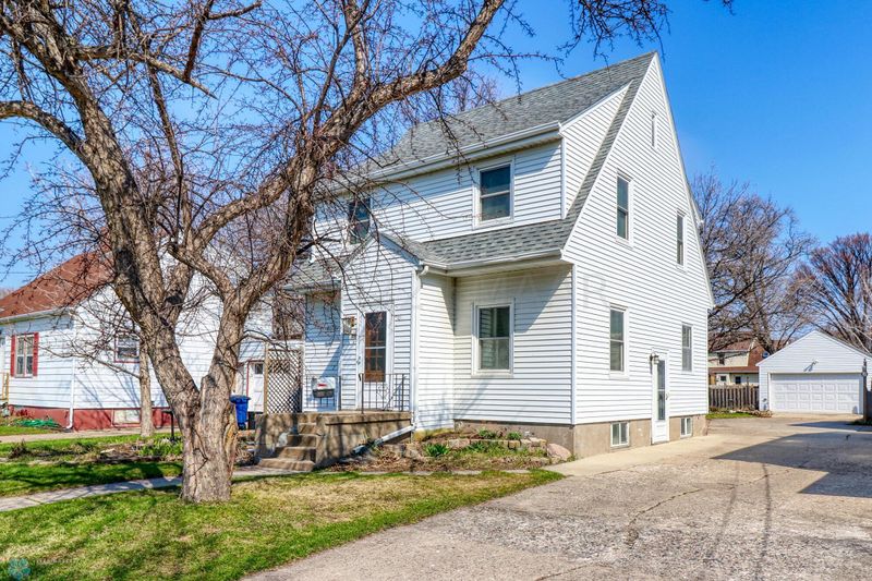1118 4th Ave S, Moorhead, MN 56560