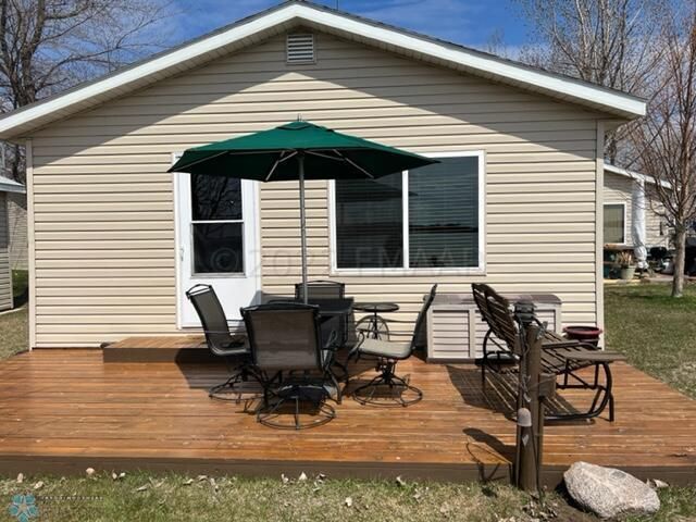23479 430th St #6, Pelican Rapids, MN 56572
