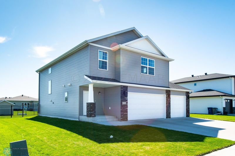 2130 41st St S, Moorhead, MN 56560