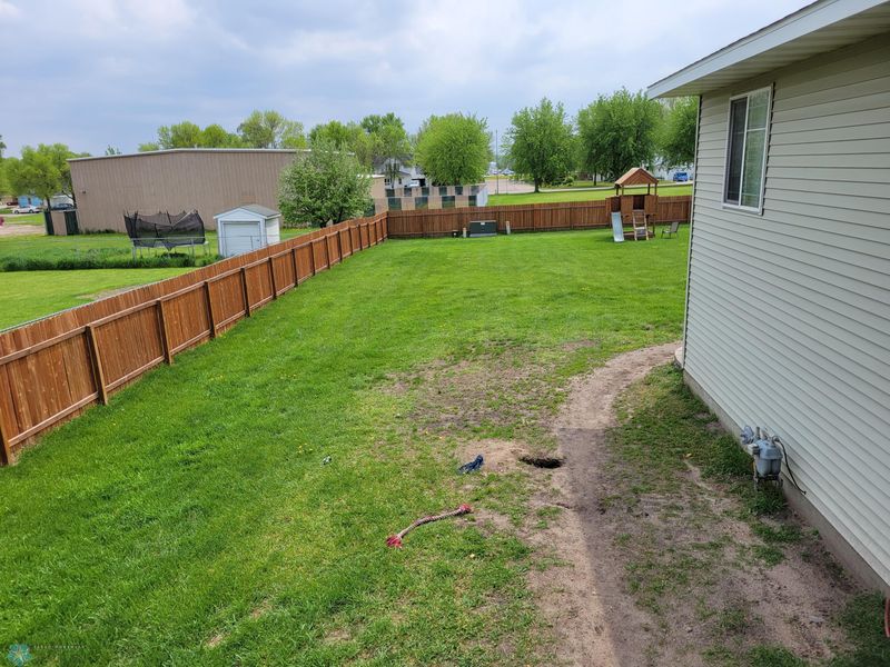 901 Main St, Hawley, MN 56549
