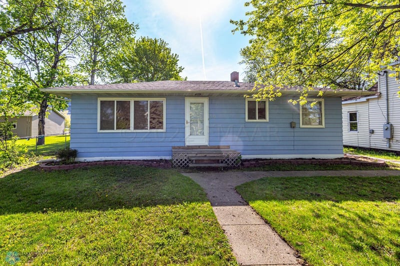 414 1st St, Wolverton, MN 56594