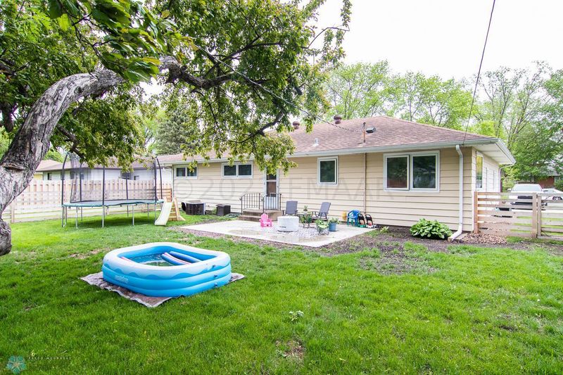 1621 16th St S, Moorhead, MN 56560