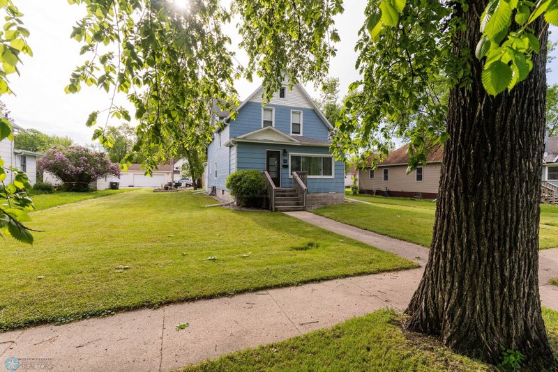 414 6th St N, Breckenridge, MN 56520