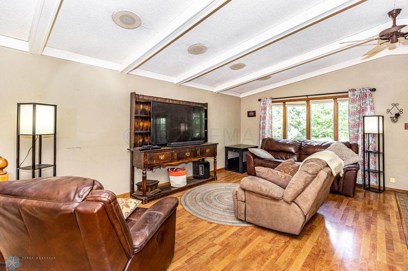 3714 4th St S, Moorhead, MN 56560