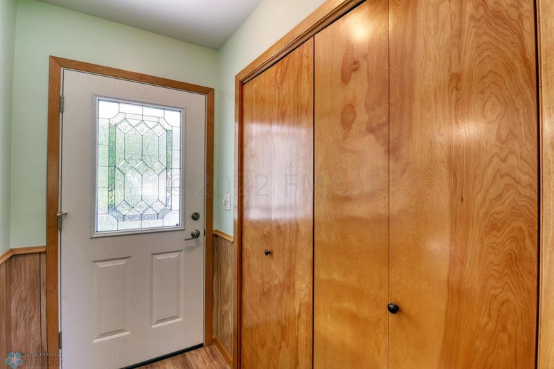 2205 18th St S, Moorhead, MN 56560