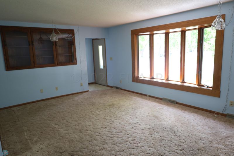 306 13th St N, Breckenridge, MN 56520