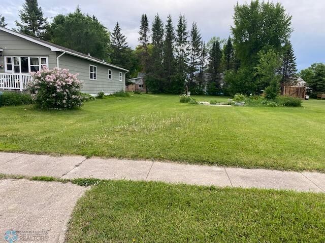 307 W 3rd Ave S, Ada, MN 56510