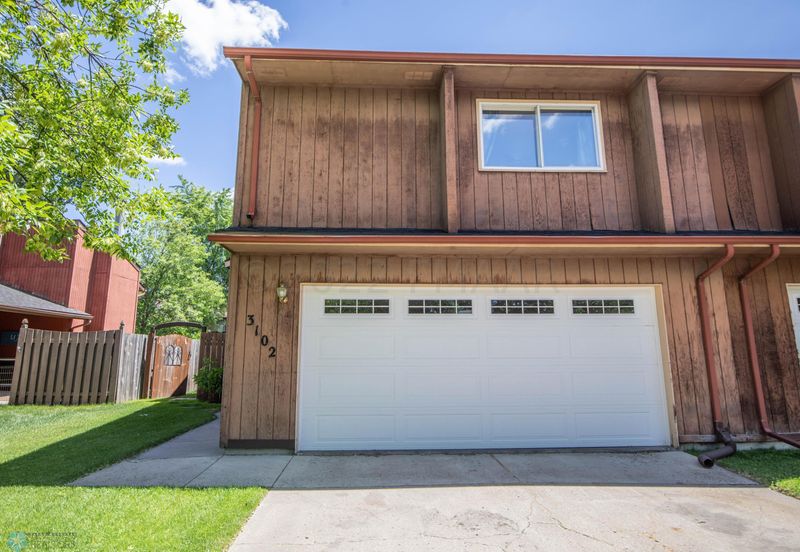 3102 Covent Garden St S, Moorhead, MN 56560