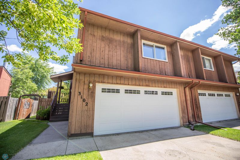3102 Covent Garden St S, Moorhead, MN 56560
