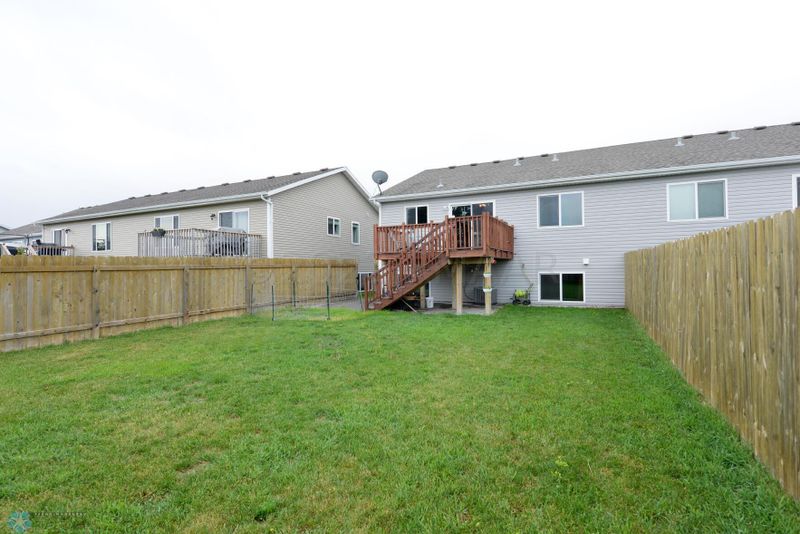 2542 31st Ave S, Moorhead, MN 56560