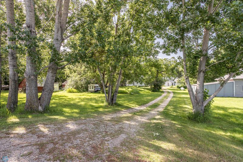 22896 Old 59 Rd, Pelican Rapids, MN 56572