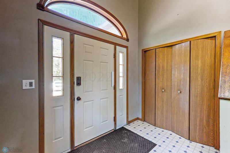 9360 150 St S, Barnesville, MN 56514