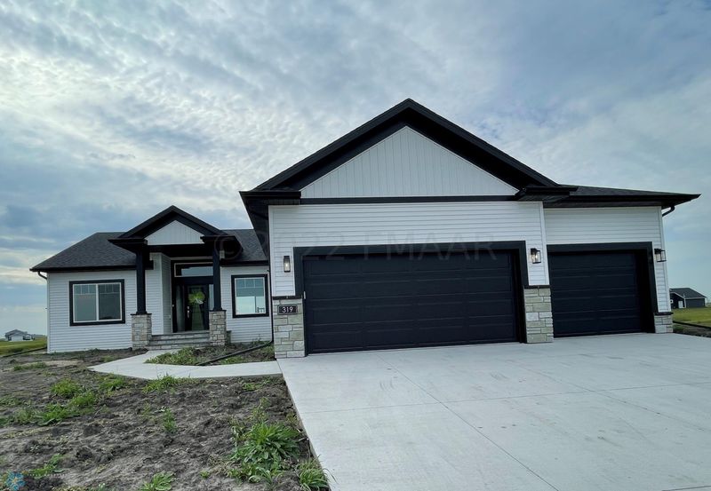 319 Northview Dr SW, Glyndon, MN 56547