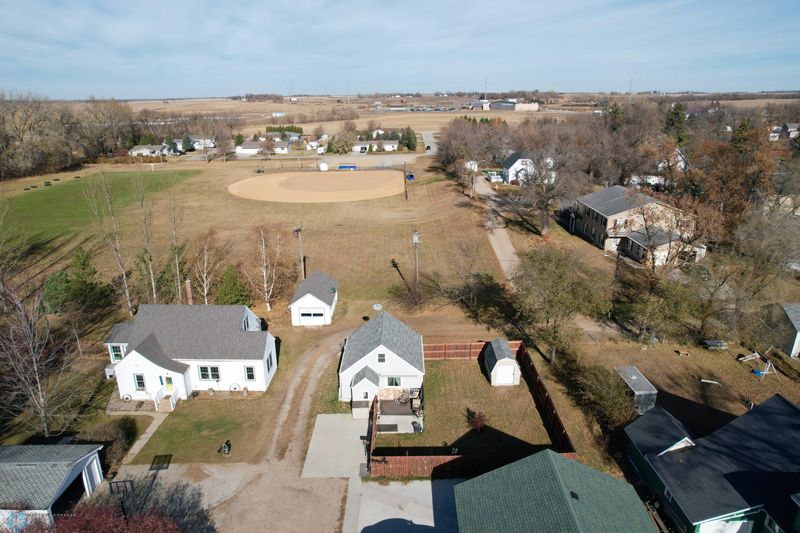 116 3rd St NW, Rothsay, MN 56579