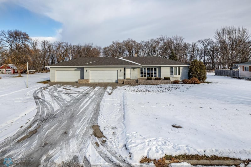 102 Park Ave E, Hendrum, MN 56550