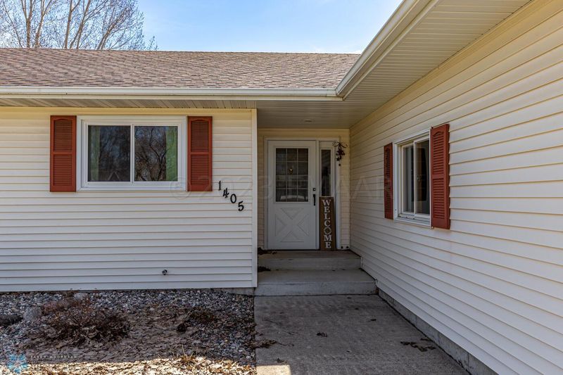 1405 Sunset Blvd, Hawley, MN 56549