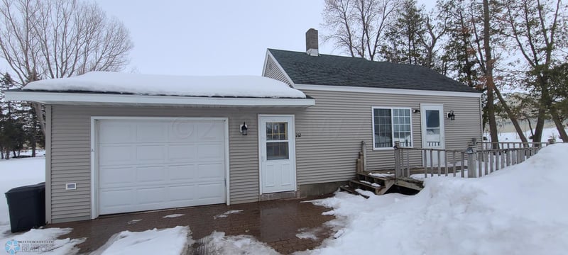 212 1 St SE, Ulen, MN 56585