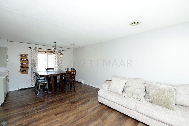 124 Park Ave E, Hendrum, MN 56550